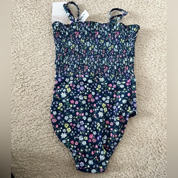 Old Navy Girls Ruched Swimsuit - Picture 2 of 4